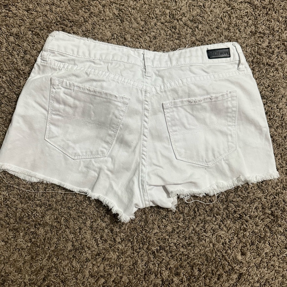 White distressed jean shorts - Picture 2 of 3